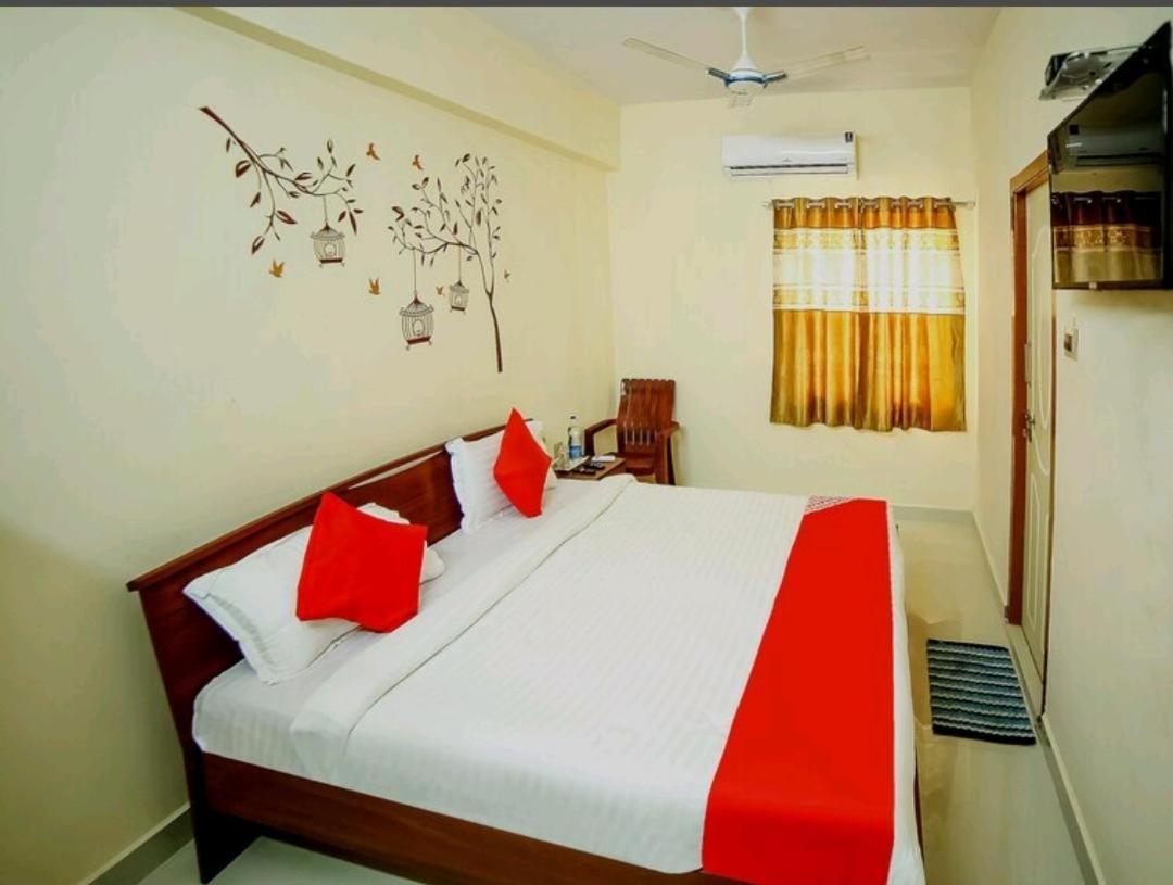 Nandas Grand Nellore Exterior foto