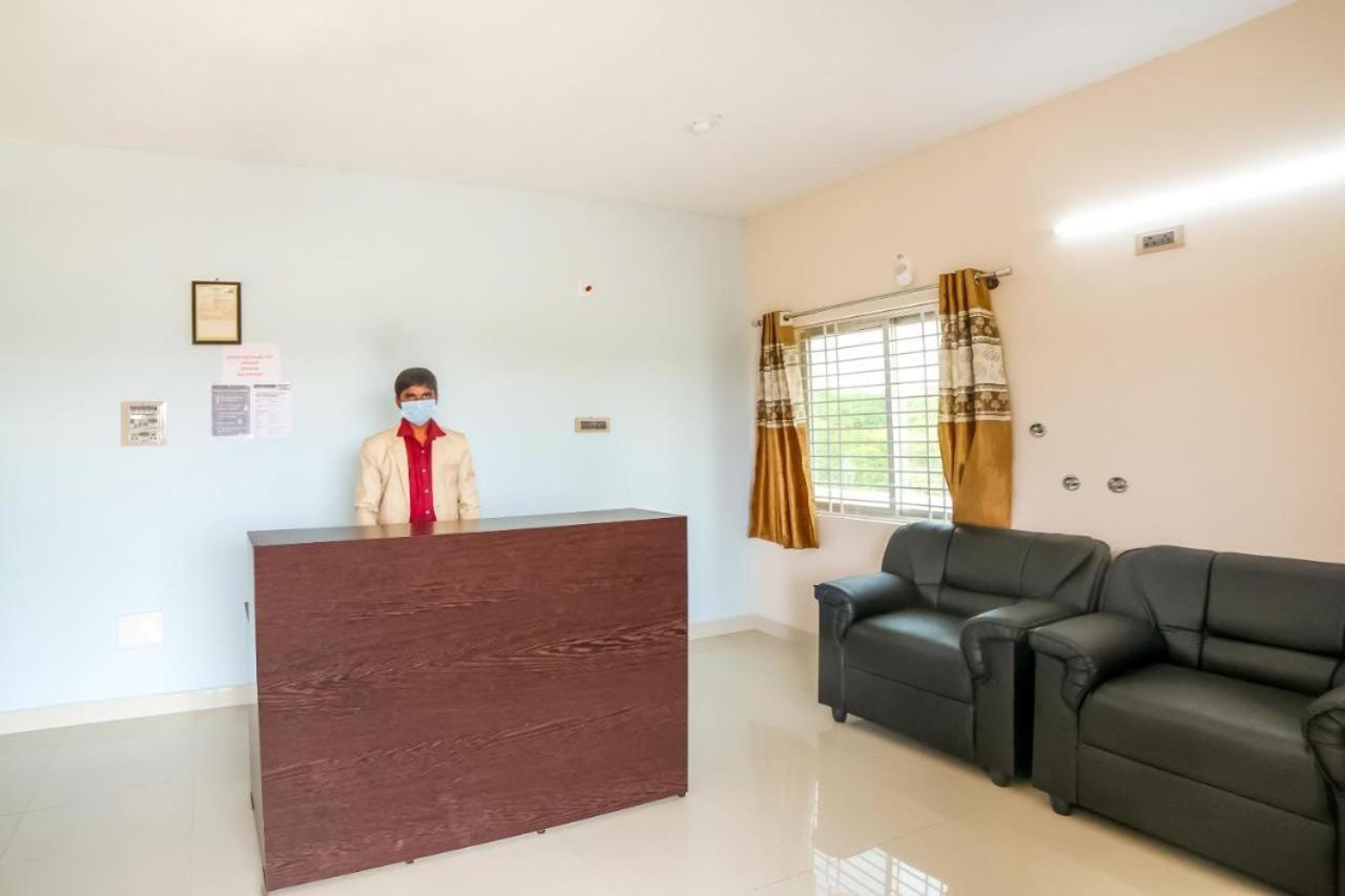 Nandas Grand Nellore Exterior foto